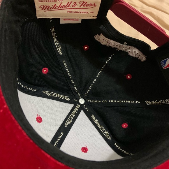 Mitchell and Ness Miami Heat hat - Picture 2 of 4